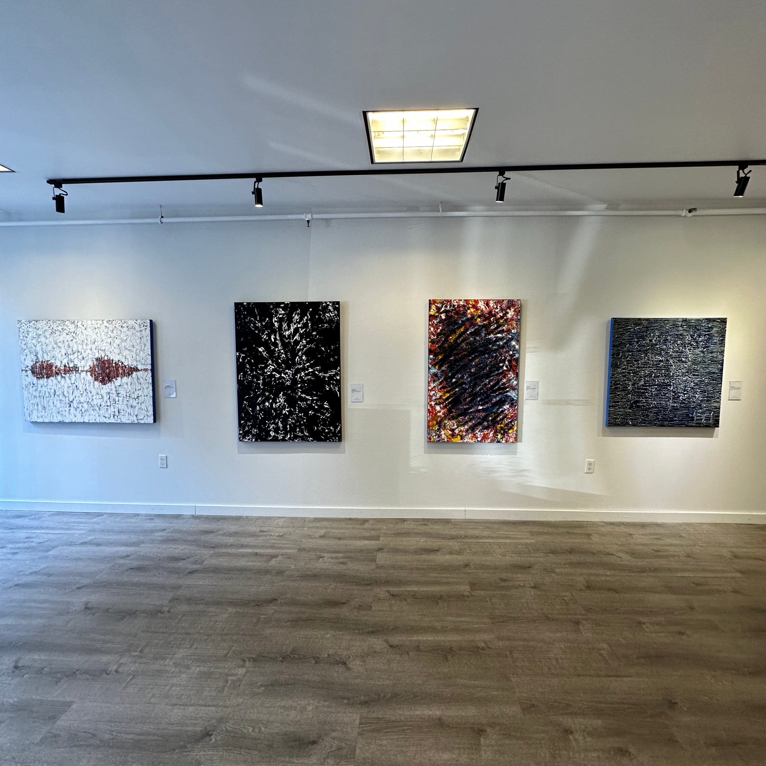 While Wating For The World To Catch Up, solo exhibition by Daeu